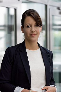 Portrait Dr. Julia Haß